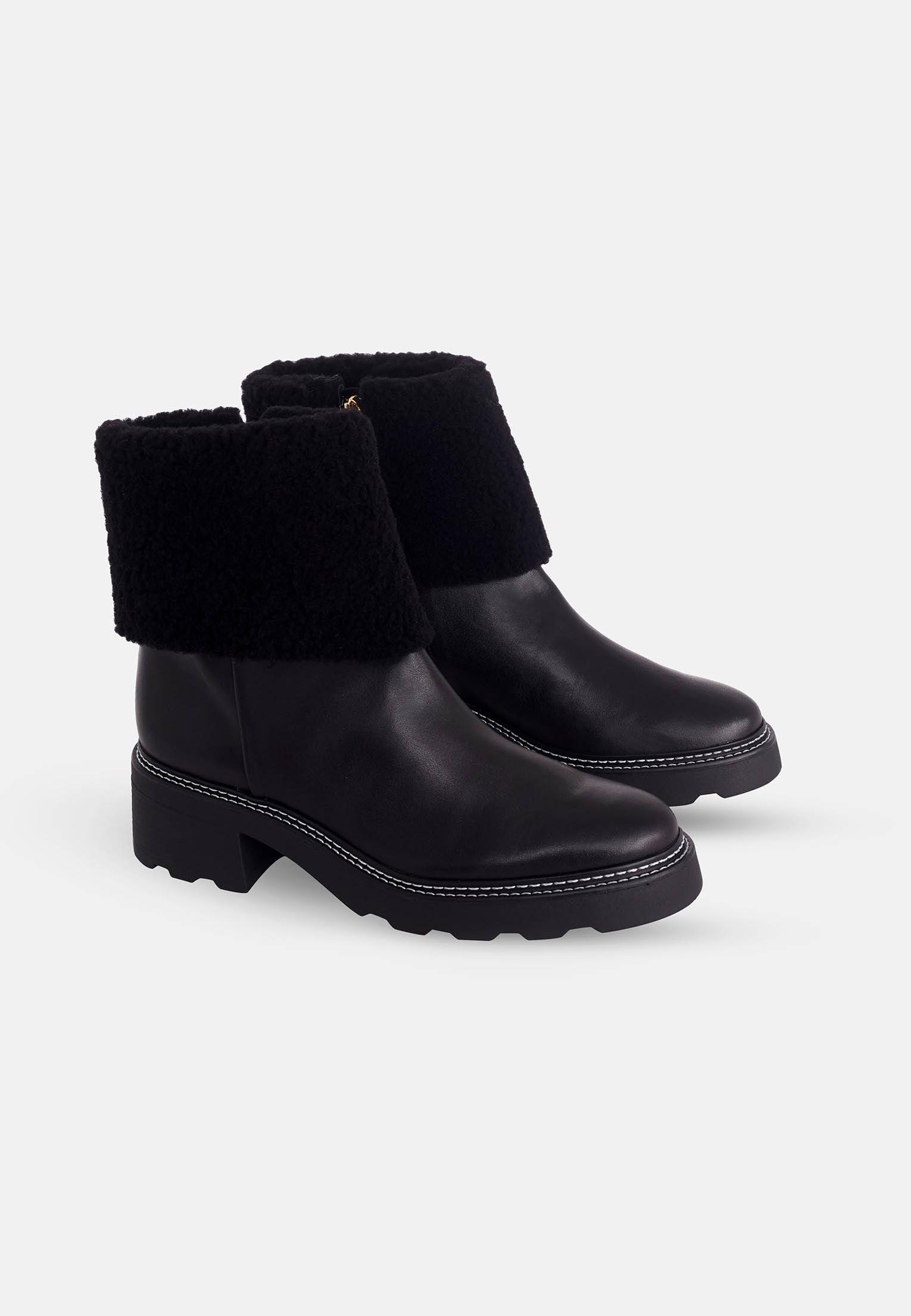 Mangará Andira Ankle Boots - Stylish Shearling Detail-1
